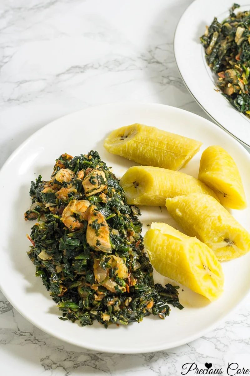 AFRICAN SPINACH STEW WITH CHICKEN AND SHRIMP
