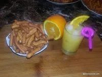 Different Shapes of Chin Chin