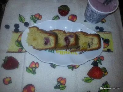 Breezy Fruit Cake