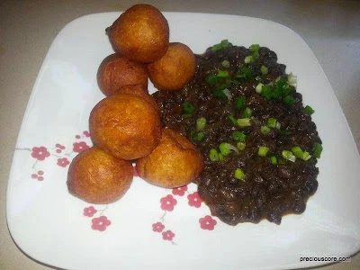Beans/Achombo/Beignets Haricots and Puff-puff