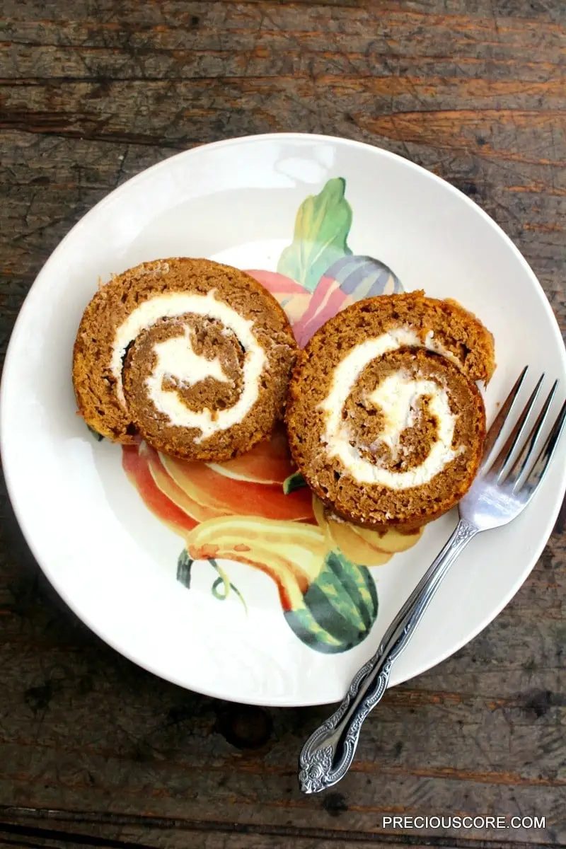 Pumpkin Roll Cake