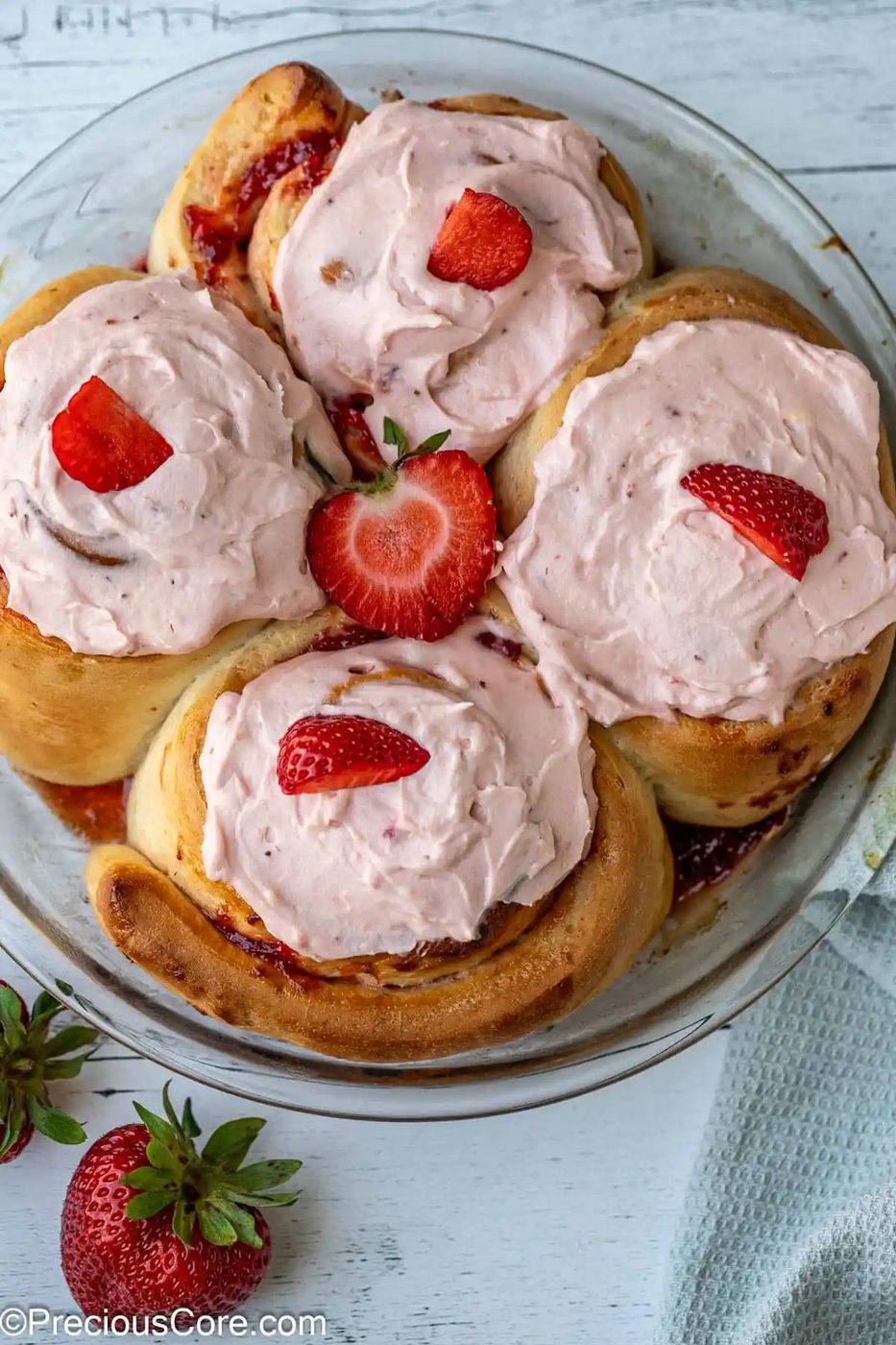 Strawberry Cinnamon Rolls
