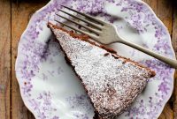 Torta Caprese: Classic Flourless Italian Chocolate Cake
