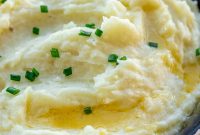 Creamy Buttermilk Mashed Potatoes Recipe for Perfect Sides