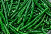Garlic Butter Green Beans Recipe with Crispy Garlic