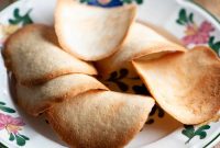 Tegole Valdostane: Hazelnut and Almond Crunchy Cookies