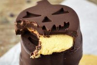 Chocolate Peanut Butter Pumpkin Treats for Fall Snacking