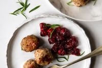 Juicy Sausage Stuffing Balls Recipe for Holiday Appetizers