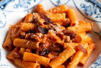 Pasta alla Zozzona: Classic Roman Creamy Bacon Pasta Recipe