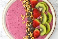 Berry Banana Smoothie Bowl Recipe for a Vibrant Breakfast