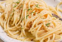 Creamy Lemon Garlic Butter Pasta Recipe for Weeknight Dinner