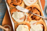 Apple Pie–Stuffed Cinnamon Rolls: Sweet Fall Breakfast Recipe