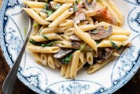 Creamy Mushroom & Spinach Pasta with Crispy Guanciale