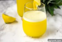 Refreshing Pineapple and Ginger Juice Recipe for Immune Boosting Flavor