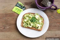 Creamy Avocado Egg Salad Recipe for Quick Lunch