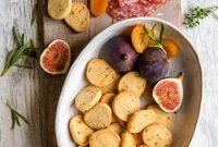 Savory Parmesan Shortbread Cookies: Crispy Cheese Bites