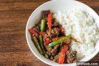 Quick Beef Stir-Fry Recipe with Garlic and Veggies