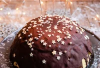 Panettone Bombe: Festive Christmas Ice Cream Cake
