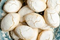 Ricciarelli: Traditional Italian Almond Cookies Recipe