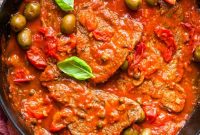 Steak alla Pizzaiola: Italian-Style Tomato and Herb Steak Recipe