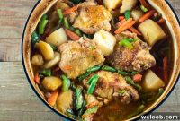 One-Pan Roasted Chicken with Crispy Potatoes and Herbs
