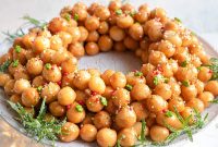 Struffoli: Traditional Italian Honey Balls Recipe for Festive Desserts