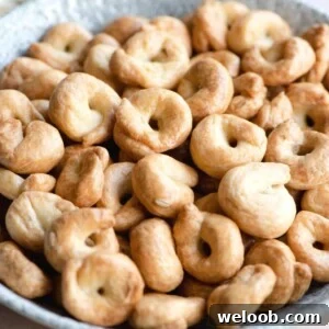 A close up of taralli in a bowl