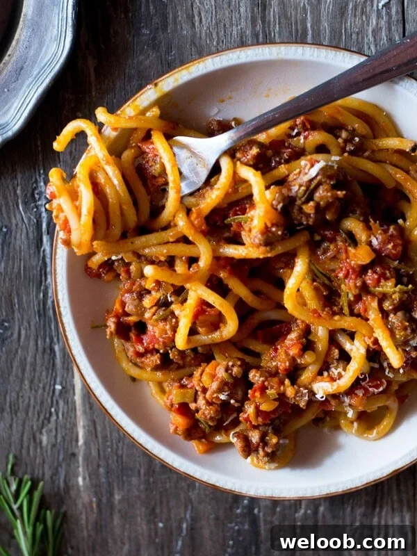 Creamy Sausage Ragu Gnocchi Recipe for Comfort Dinner 5 A flavour packed Tuscan sausage ragu made with the best Italian sausages, fennel seeds, red wine and garlic.