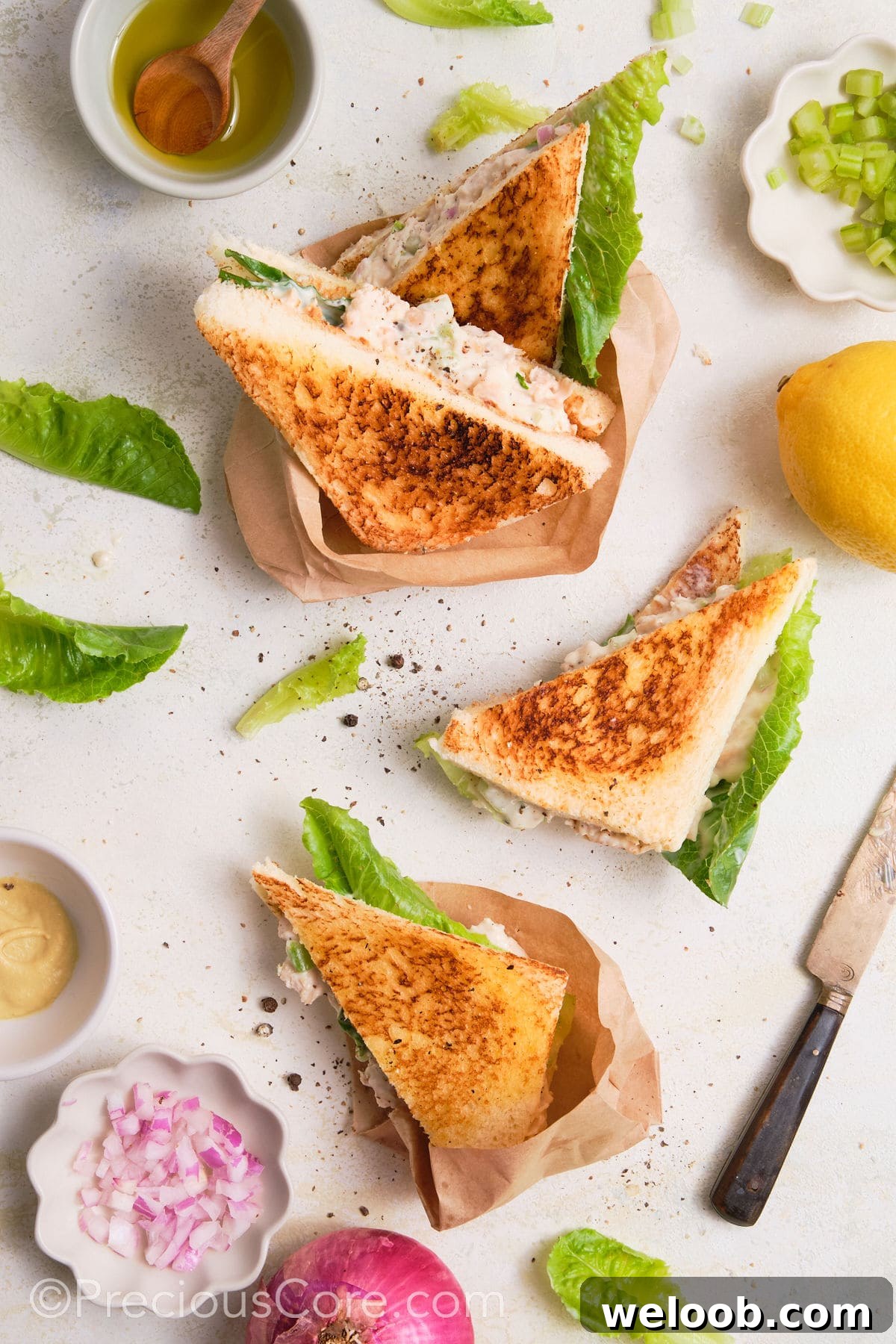 Served chicken sandwiches.