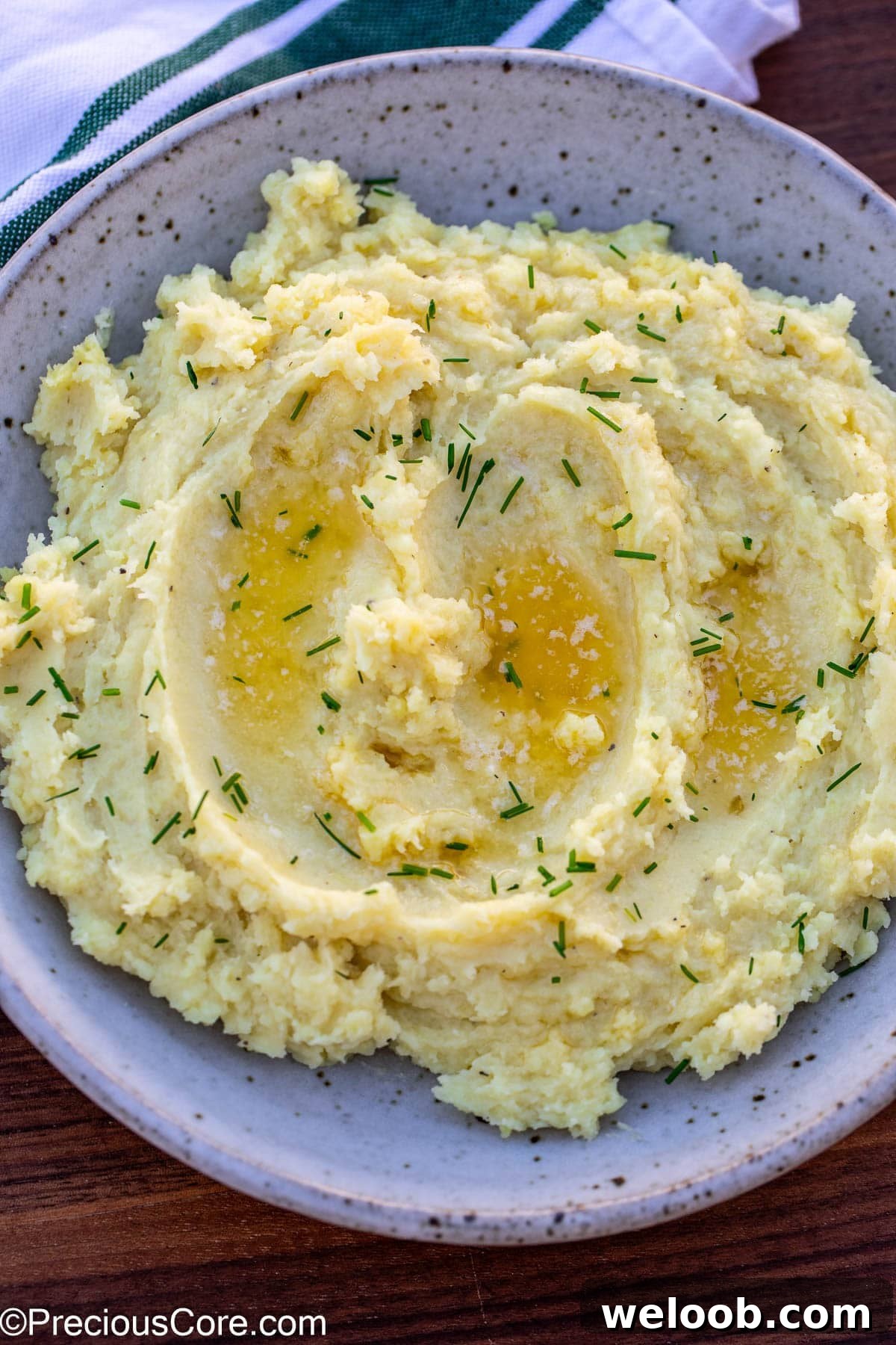 Bowl of mashed white sweet potatoes.