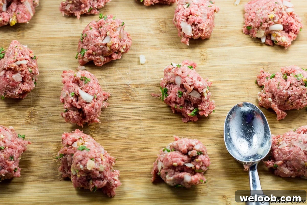 using ice cream scoop for meatballs