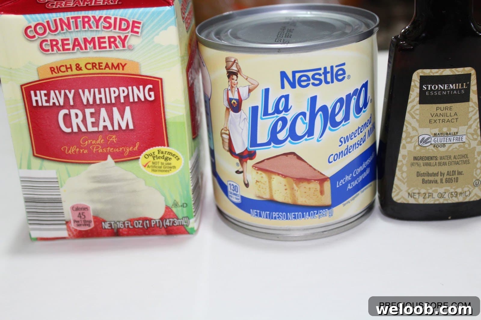 ingredients for simple vanilla ice cream