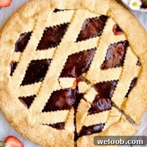 A square photo of an Italian crostata